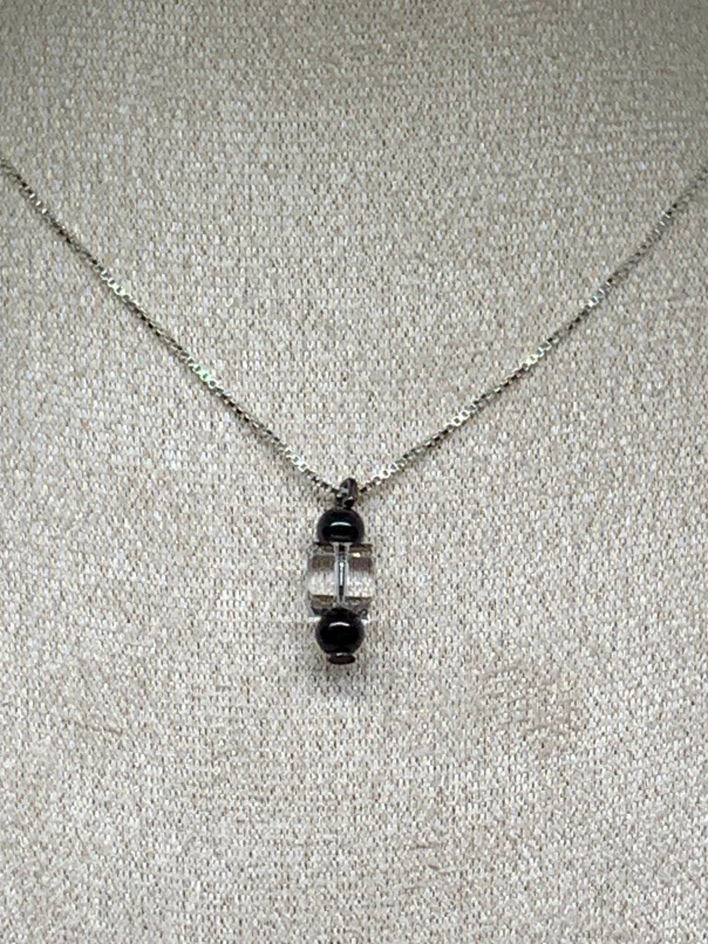 No 54 - Swarovski - Cube 5601 cristal clair 6mm.