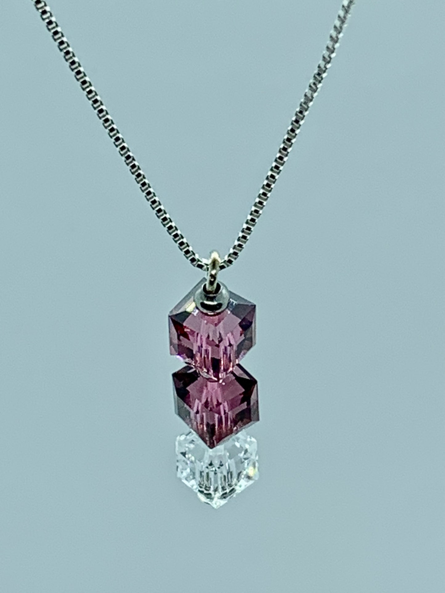 No 55 - Swarovski - Cube 5601 vintage old pink 6mm.