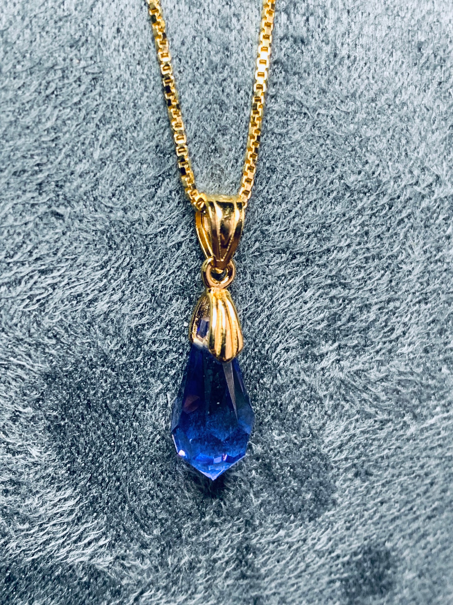 No 57 - Swarovski violet Tanzanite