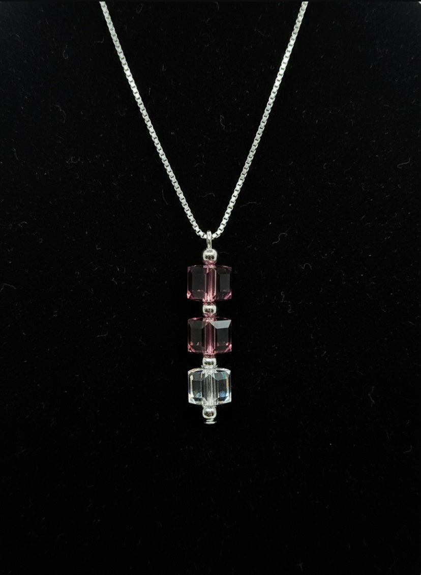 No 55 - Swarovski - Cube 5601 vintage old pink 6mm.