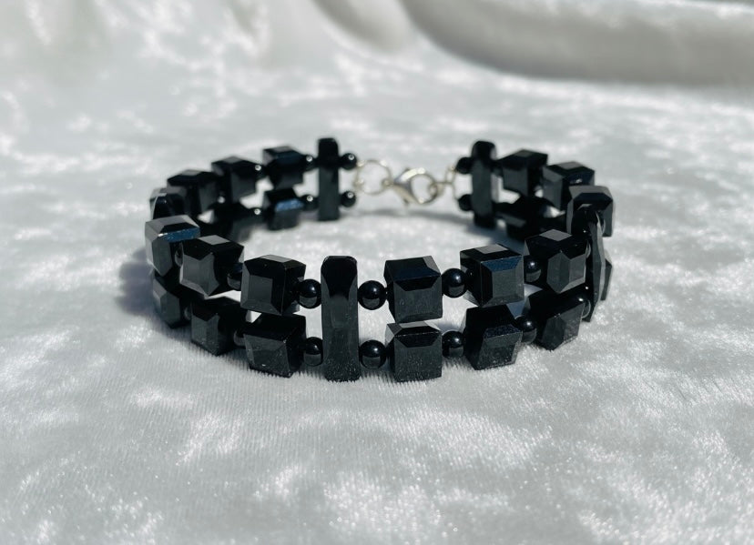 No 46 - Swarovski double noir 5601