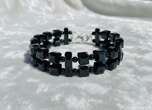 No 46 - Swarovski double noir 5601